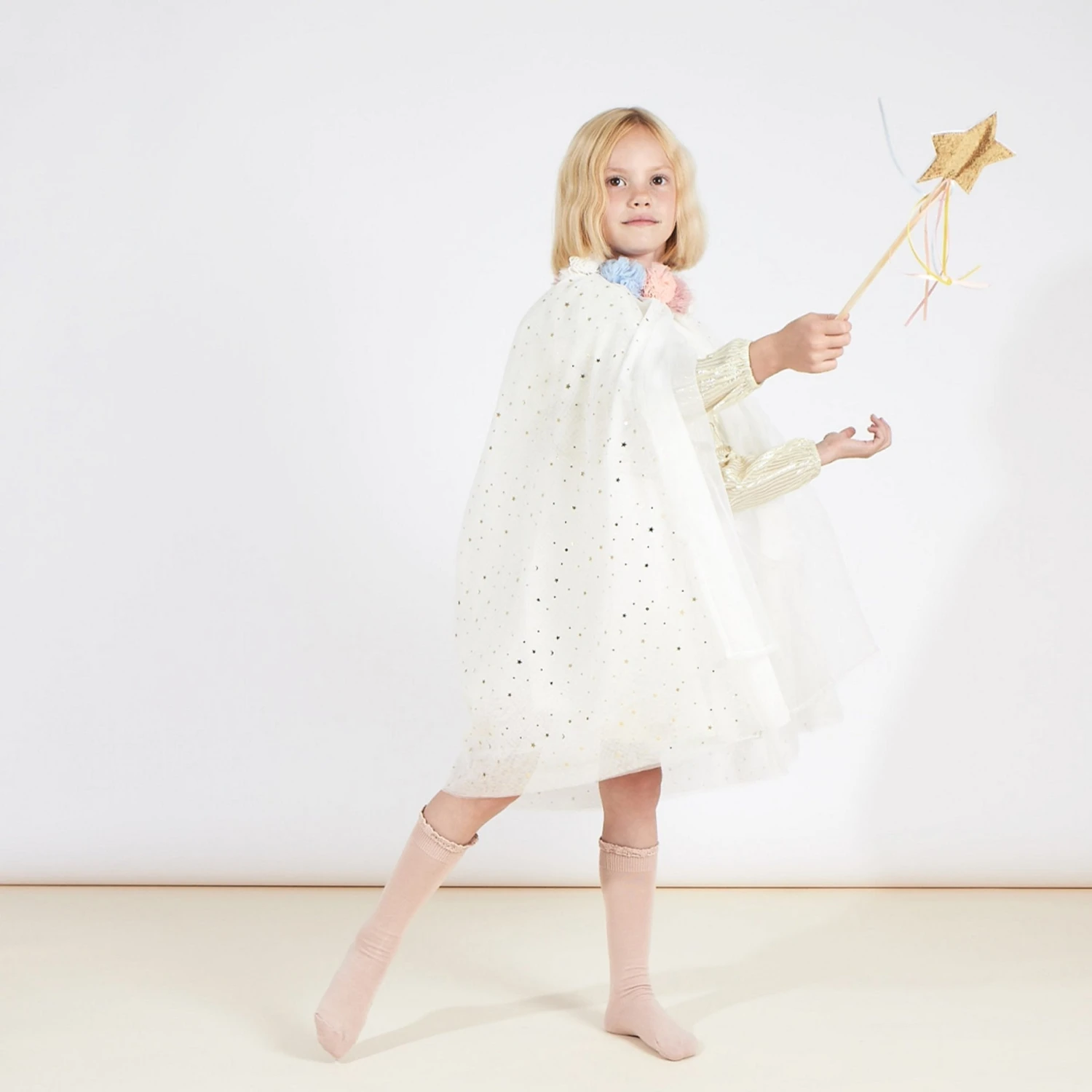 Meri-Meri Meri Meri Pom Pom Collar Cape 2 Meri-Meri Meri Meri Pom Pom Collar Cape - Image 2