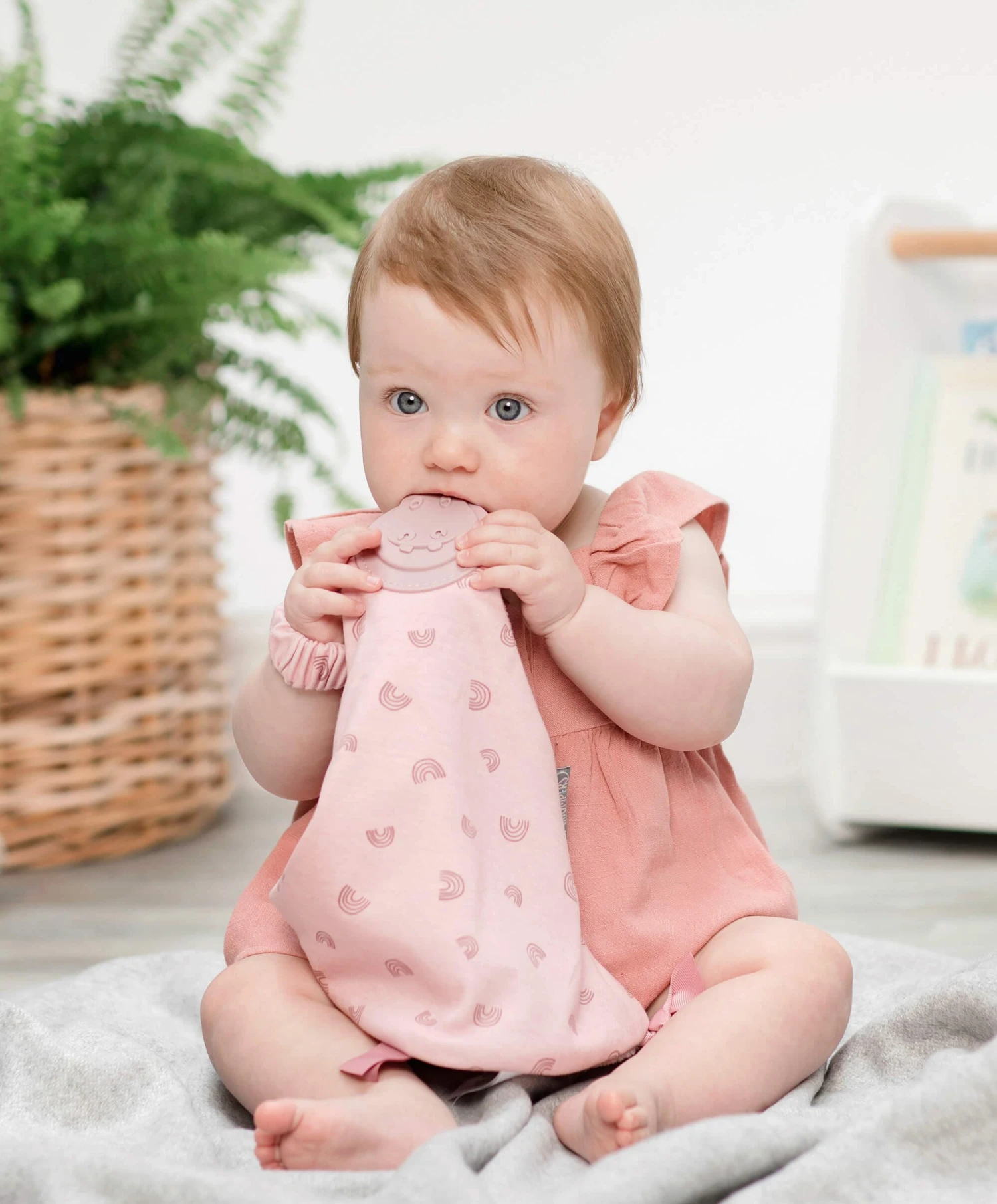 Cheeky Chompers Baby Comforter With Teether - Pink Rainbow 1 Cheeky Chompers Baby Comforter With Teether - Pink Rainbow