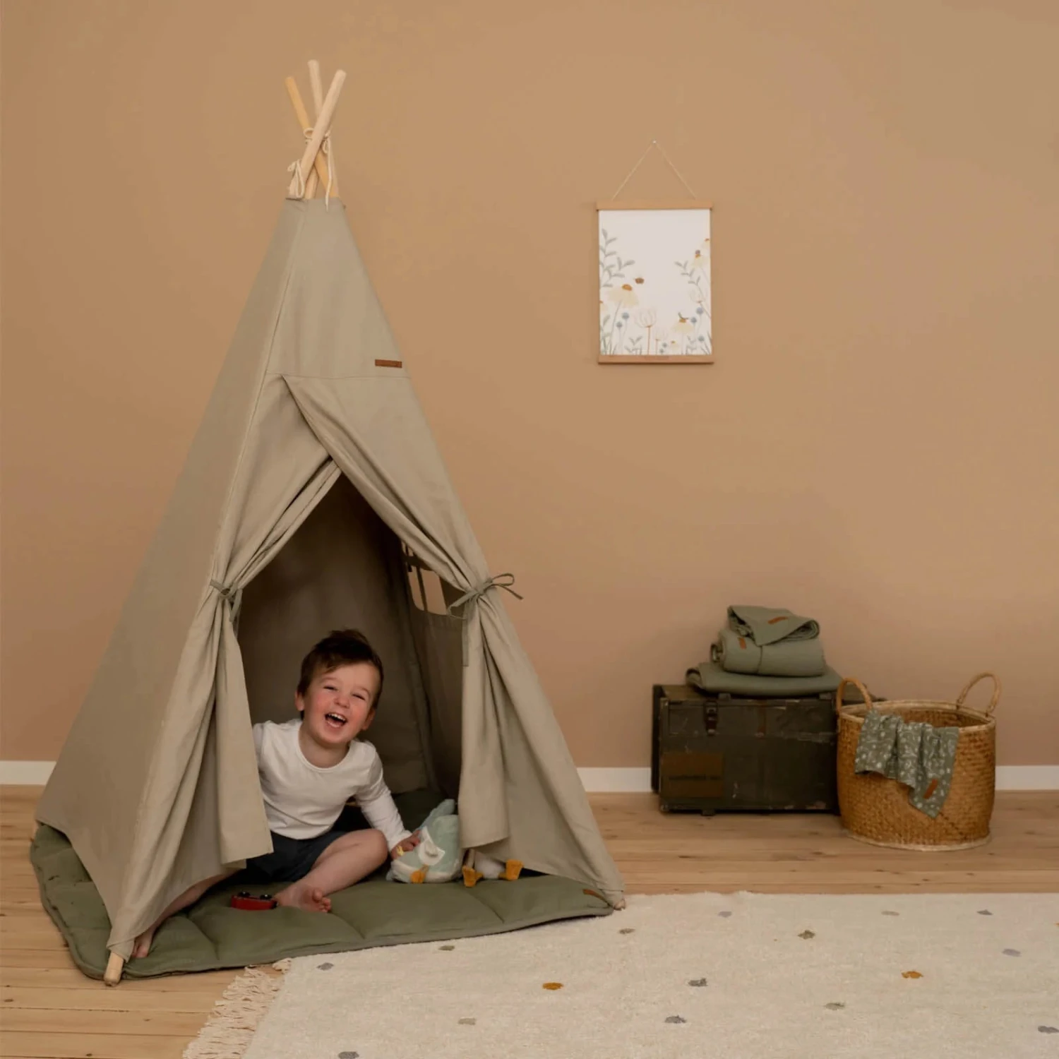 Little Dutch Teepee Tent - Olive 2 Little Dutch Teepee Tent - Olive - Image 2