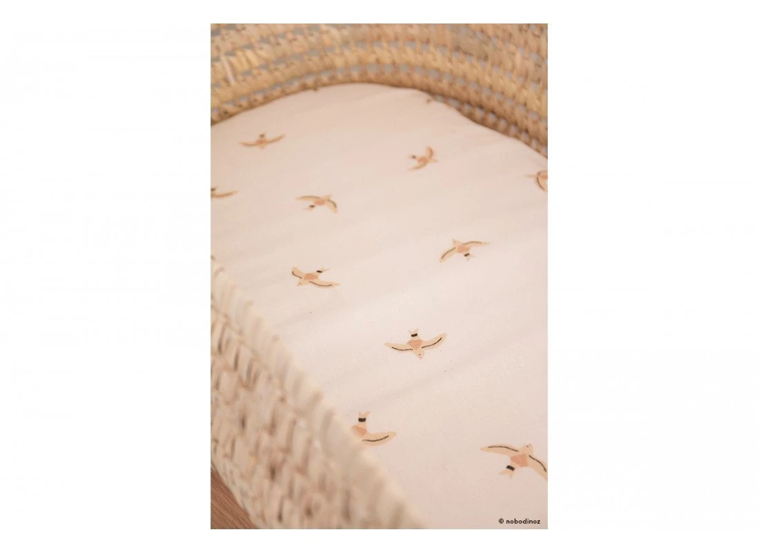 Nobodinoz Melody Fitted Sheet (Crib/Snuzpod Size)- Haiku Birds 3 Nobodinoz Melody Fitted Sheet (Crib/Snuzpod Size)- Haiku Birds - Image 3