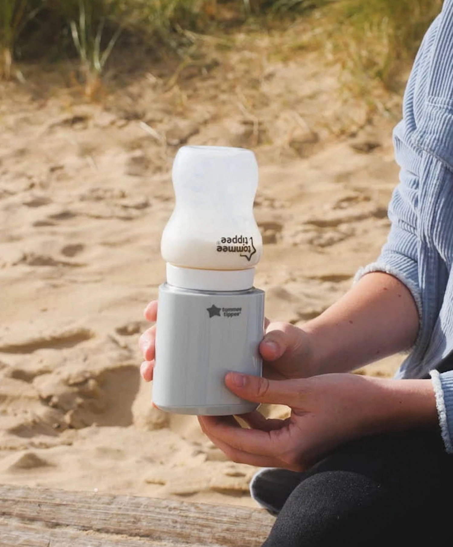 Tommee Tippee LetsGo Bottle Warmer - White 9 Tommee Tippee LetsGo Bottle Warmer - White - Image 9